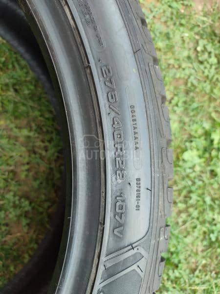 Goodyear 275/40 R22 Zimska