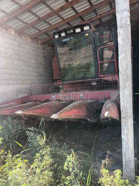 Case axial 1640