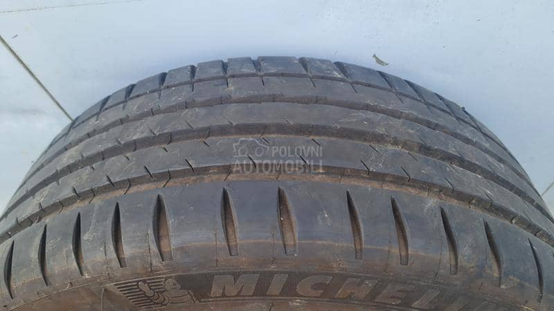 Michelin 225/40 R19 Letnja