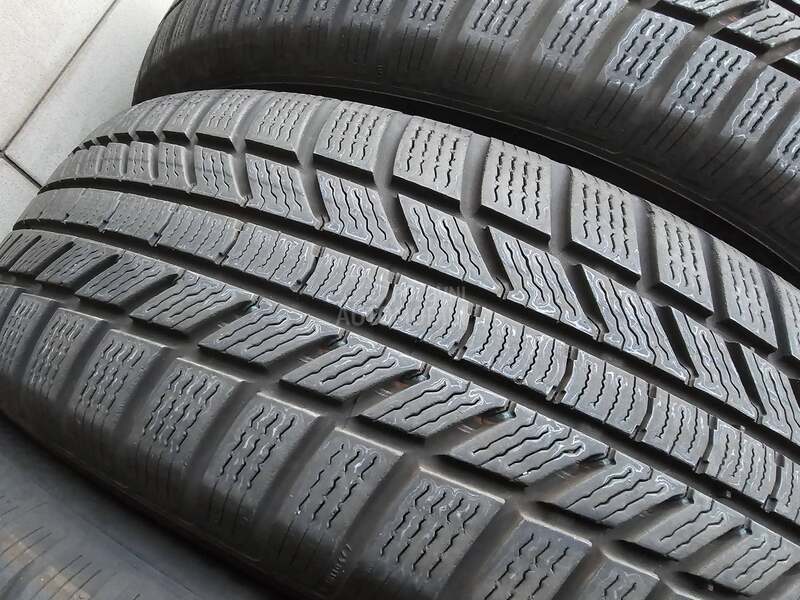 Continental 215/65 R16 Zimska
