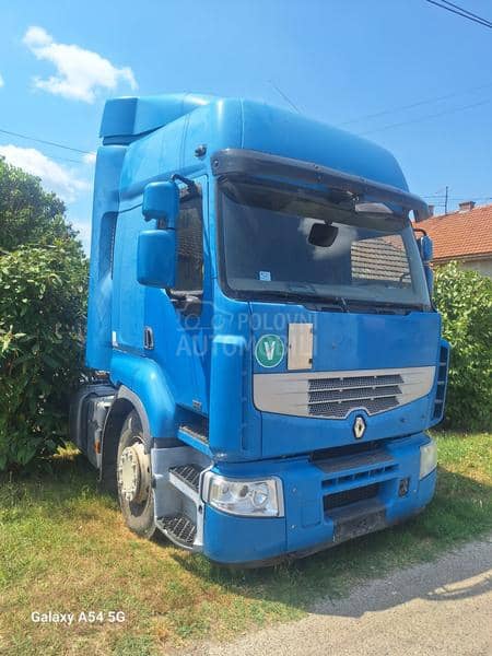 Renault Premium