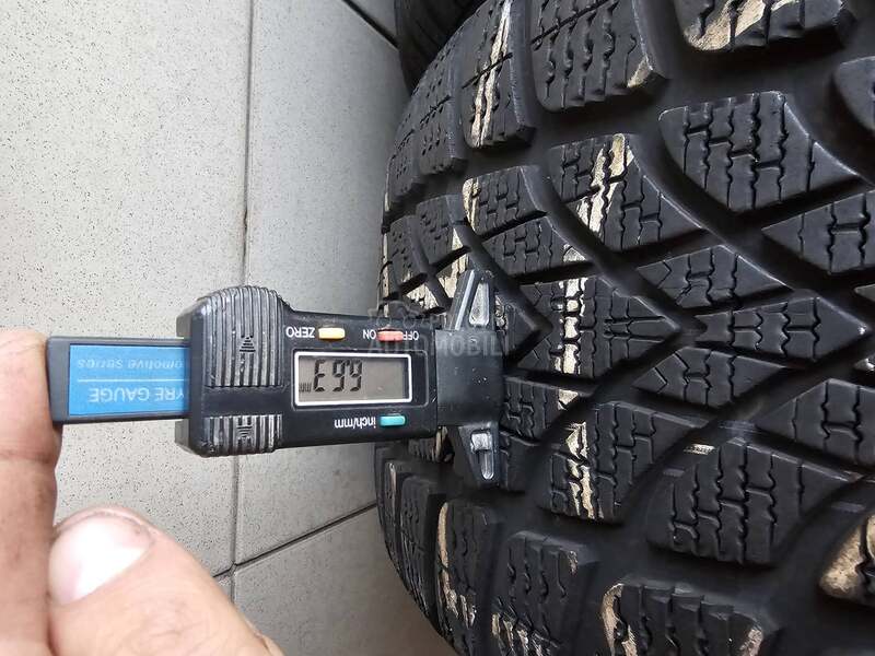 Dunlop 255/40 R18 Zimska