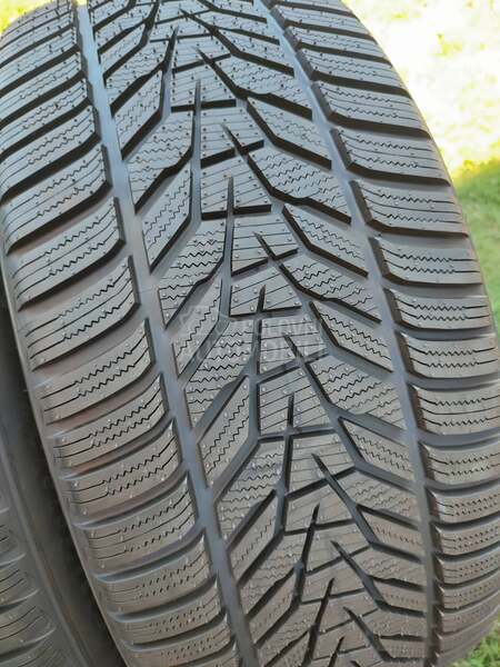 Hankook 275/45 R20 Zimska
