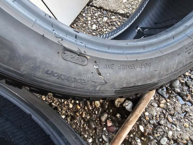 Hankook 245/45 R18 Zimska