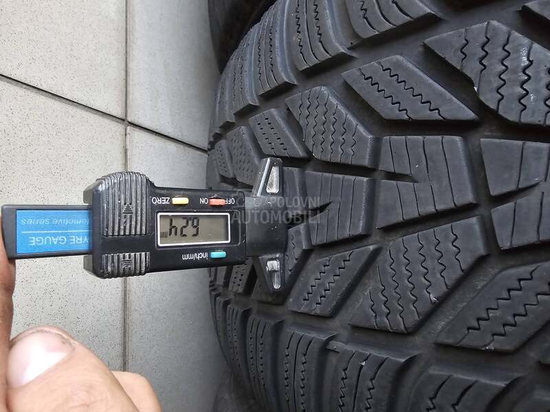 Hankook 245/45 R18 Zimska