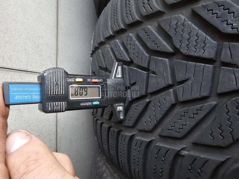 Hankook 245/45 R18 Zimska