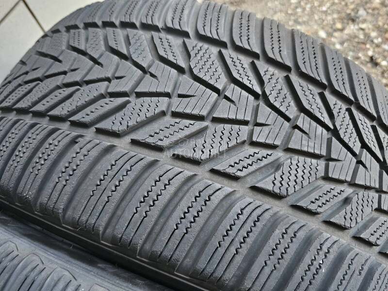 Hankook 245/45 R18 Zimska