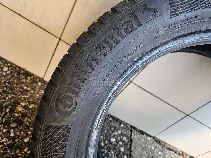 Continental 215/60 R18 Zimska