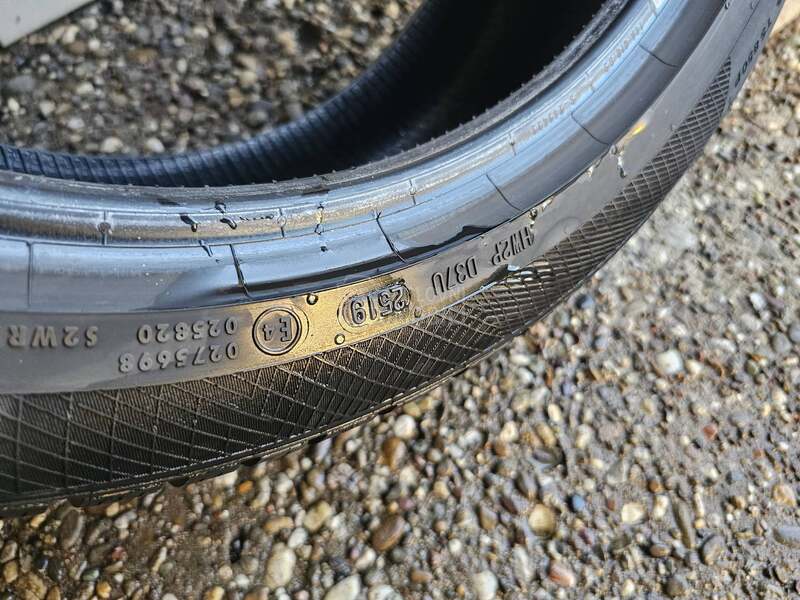 Continental 225/45 R18 Zimska