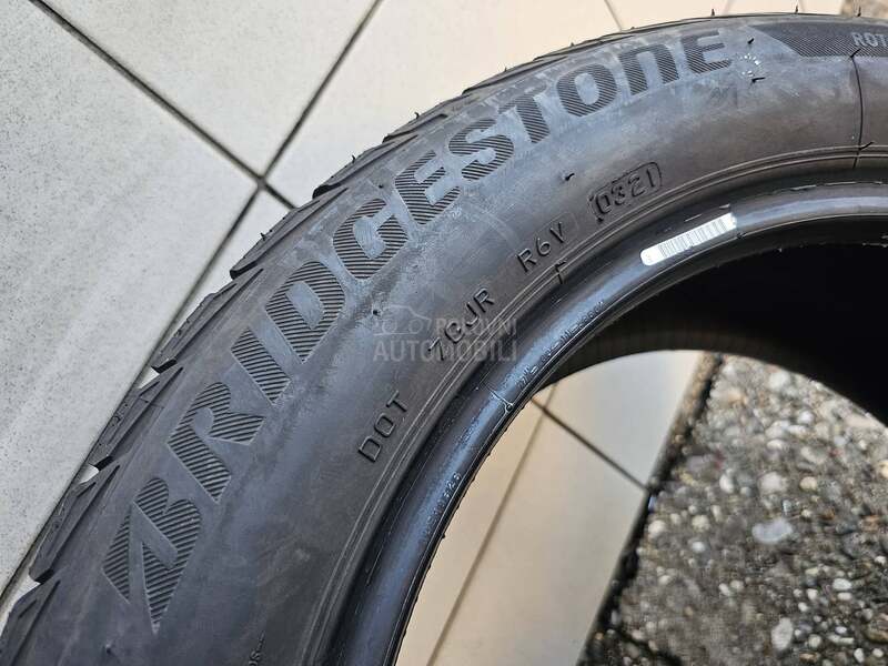Bridgestone 225/50 R17 Zimska