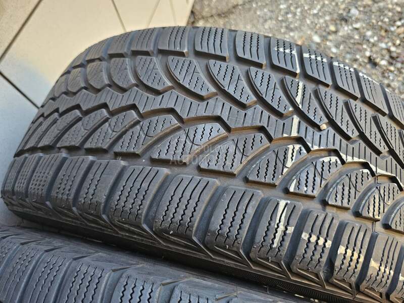 Bridgestone 225/50 R17 Zimska