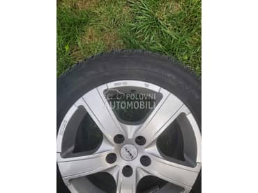 Dunlop 215/55 R16 Zimska