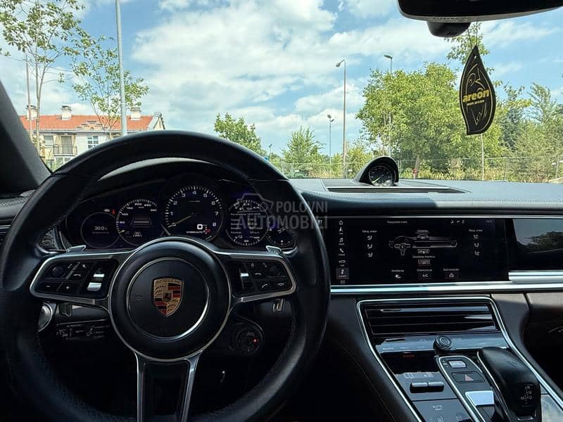 Porsche Panamera Black Shadow Edition