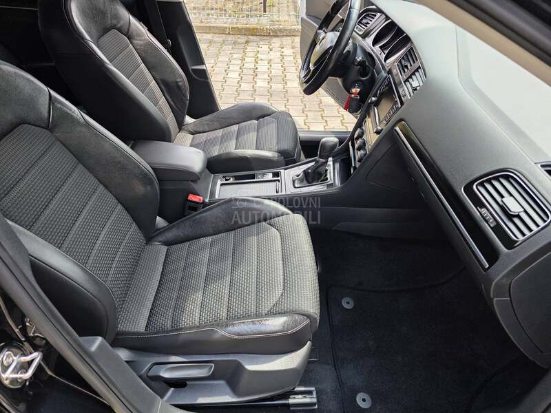 Volkswagen Golf 7 2.0/DSG/HIGHLINE/