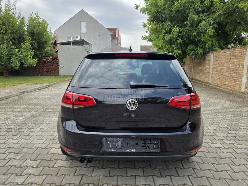 Volkswagen Golf 7 2.0/DSG/HIGHLINE/