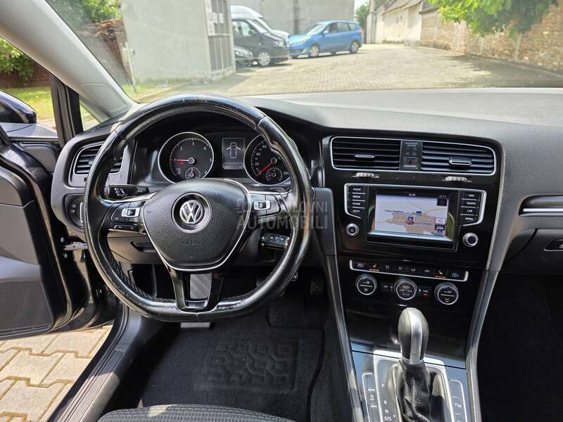 Volkswagen Golf 7 2.0/DSG/HIGHLINE/