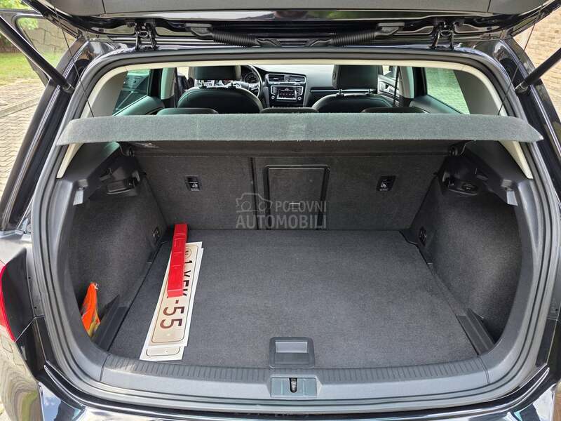Volkswagen Golf 7 2.0/DSG/HIGHLINE/