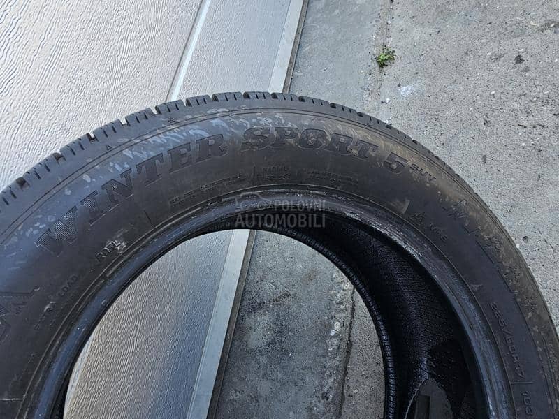 Dunlop 225/60 R17 Zimska