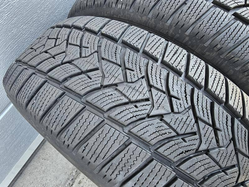 Dunlop 225/60 R17 Zimska