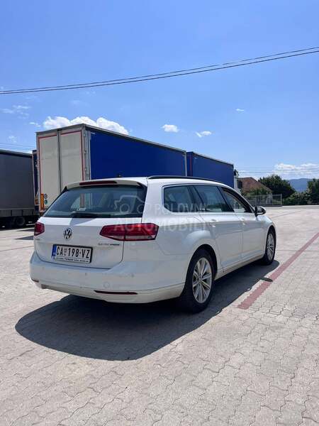 Volkswagen Passat B8 COMFORTLINE 2.0 TDI