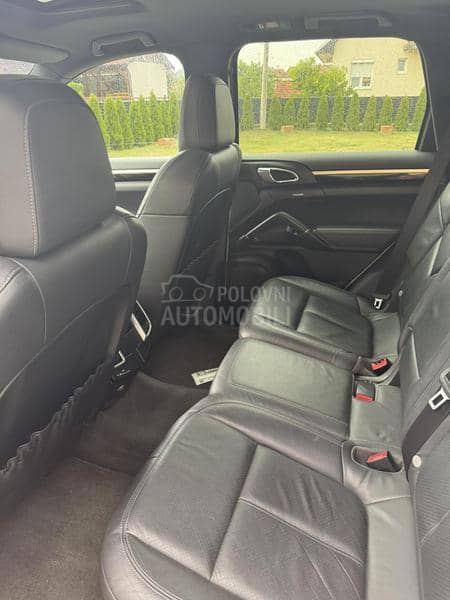 Porsche Cayenne 3.0 d