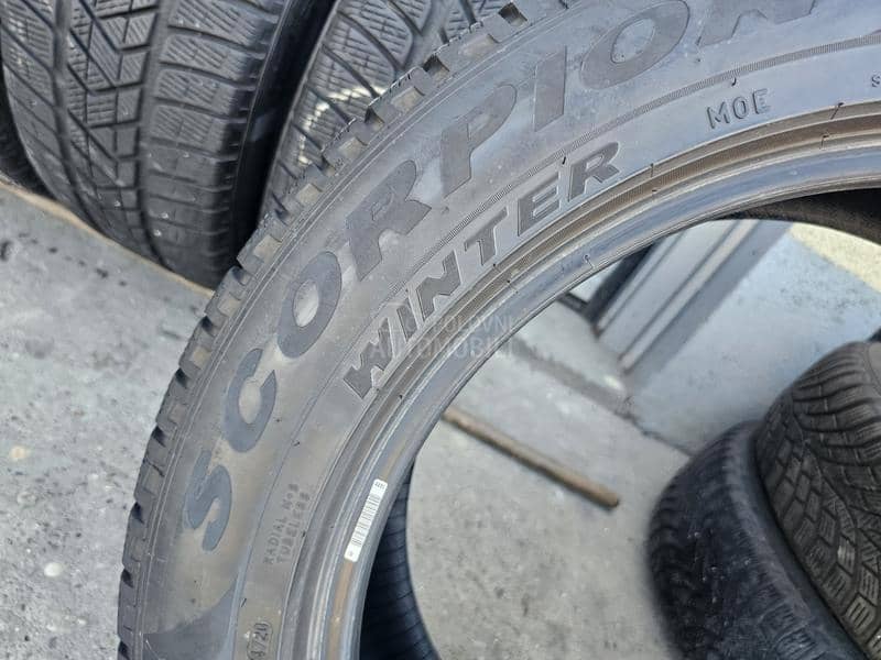 Pirelli 235/55 R19 Zimska