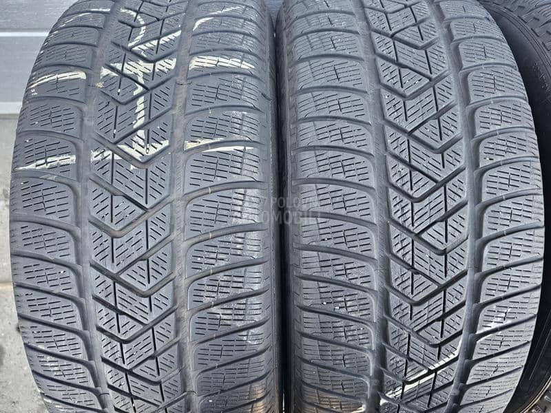 Pirelli 235/55 R19 Zimska