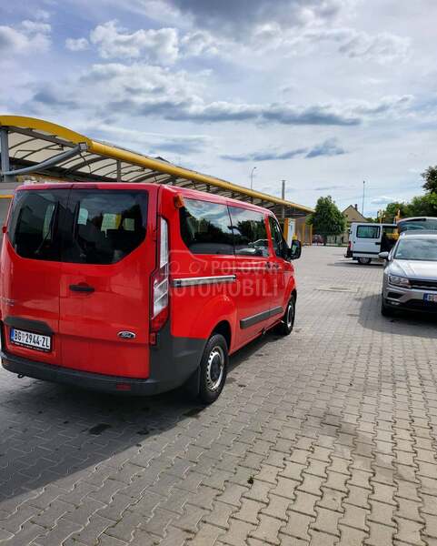 Ford Tourneo Custom 