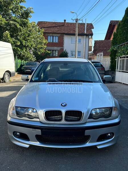 BMW 320 