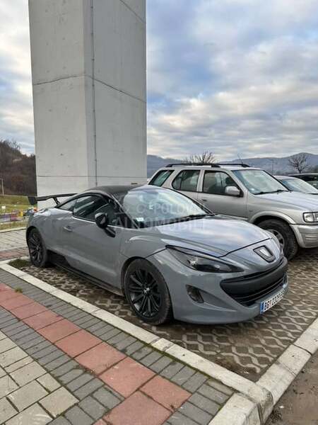 Peugeot RCZ 