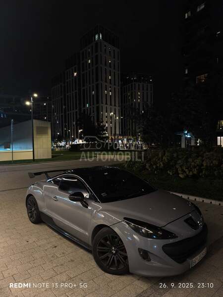 Peugeot RCZ 