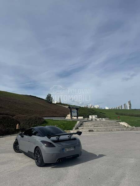Peugeot RCZ 