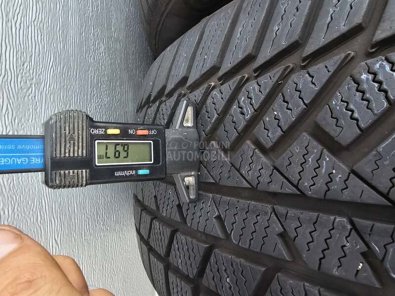 Continental 255/45 R19 Zimska