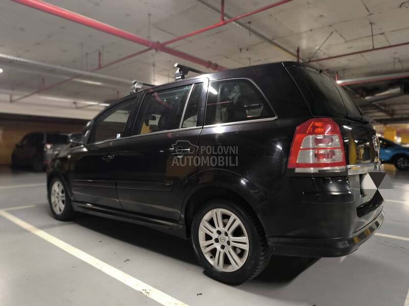 Opel Zafira 1.6 CNG  COSMO