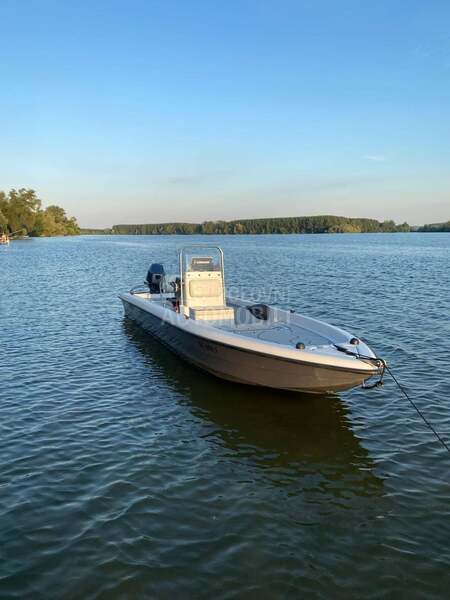 Hunter Hunter 535