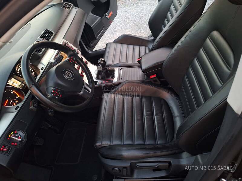 Volkswagen Passat B7 1.6 TDI HIGHLINE