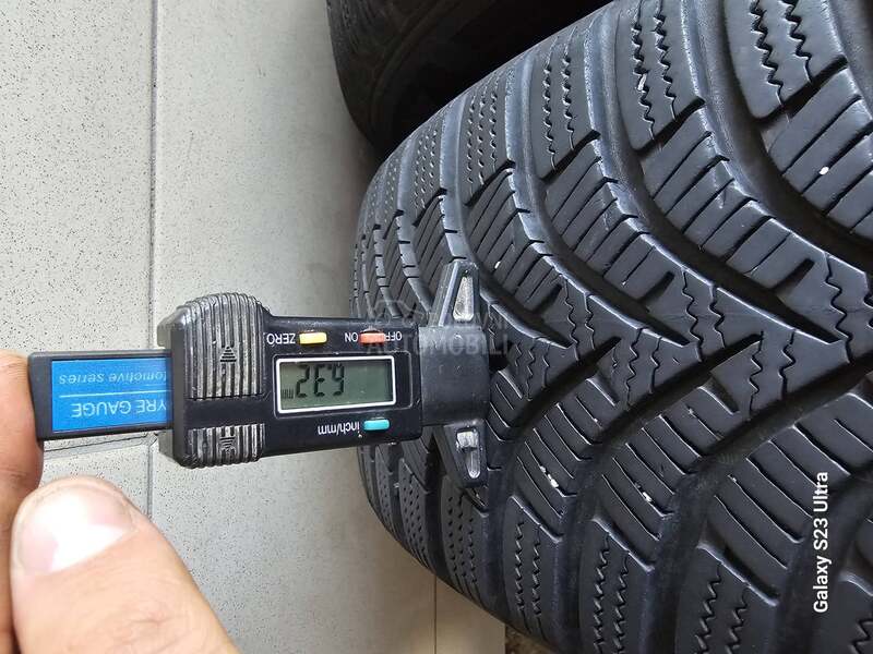 Hankook 185/65 R15 Zimska