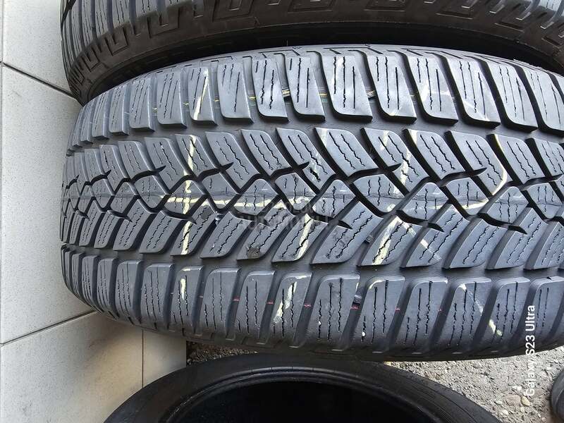 Fulda 215/55 R17 Zimska