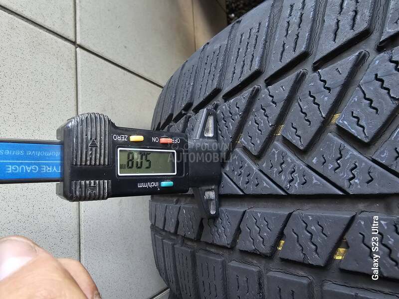 Continental 205/55 R17 Zimska
