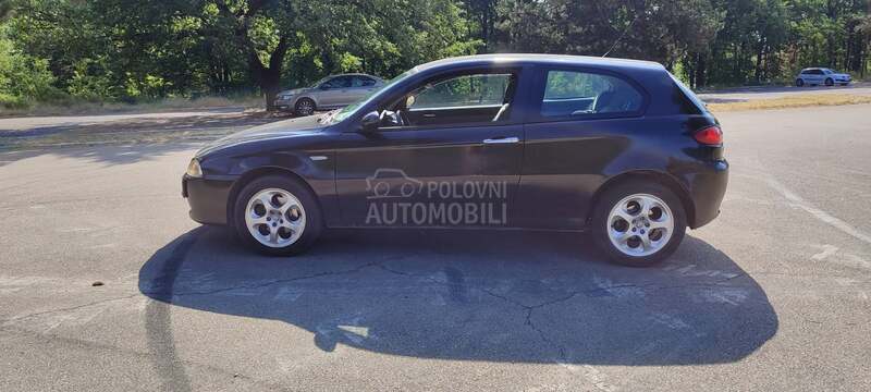 Alfa Romeo 147 