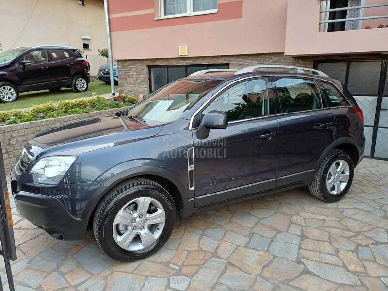 Opel Antara 2.0 / 4X4 / CH