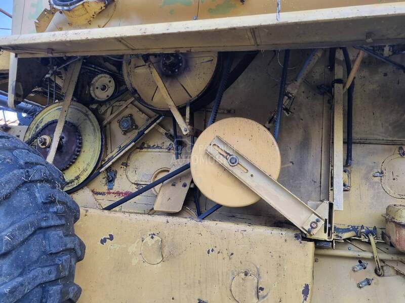 New Holland 1530