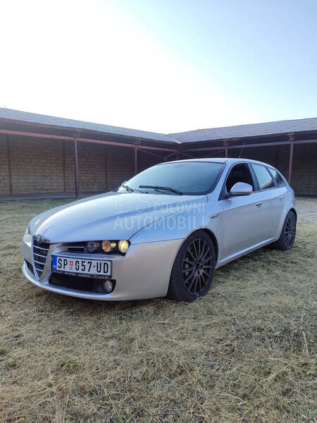 Alfa Romeo 159 Q4 oprema