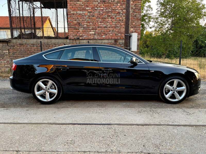 Audi A5 2.0T s line/109.000