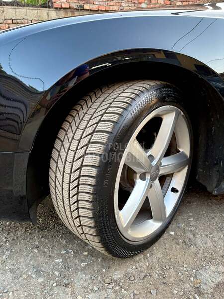 Audi A5 2.0T s line/109.000