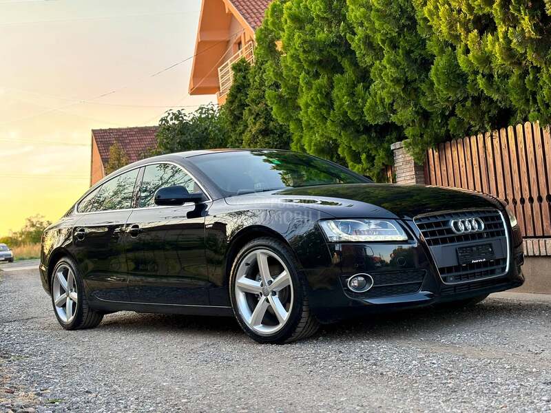 Audi A5 2.0T s line/109.000