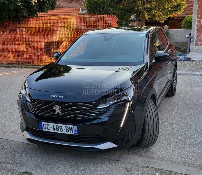 Peugeot 3008 1.5 ALLURE V. SERV