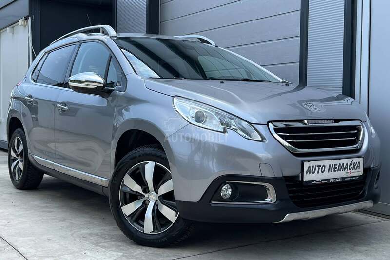 Peugeot 2008 CH ALLURE NA.VI