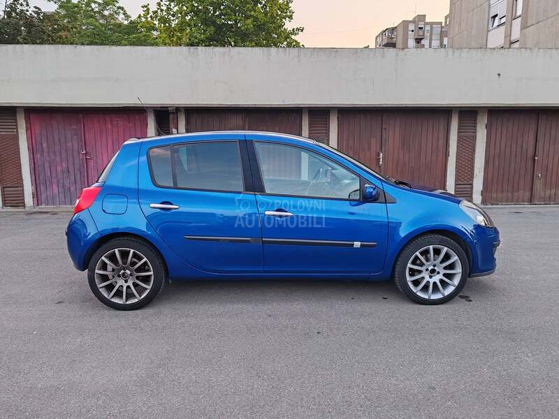 Renault Clio 2.0 16V Sport