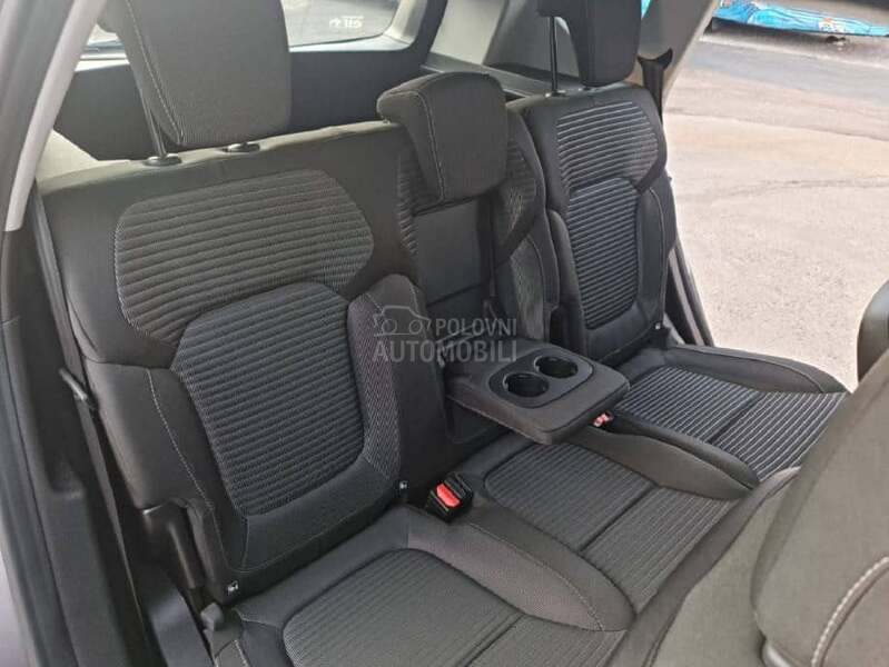 Renault Scenic 1.5 DCI